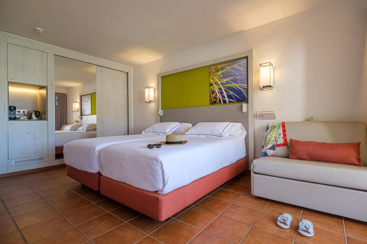 Oassium Hotel - Adults Only لا بينيذا المظهر الخارجي الصورة
