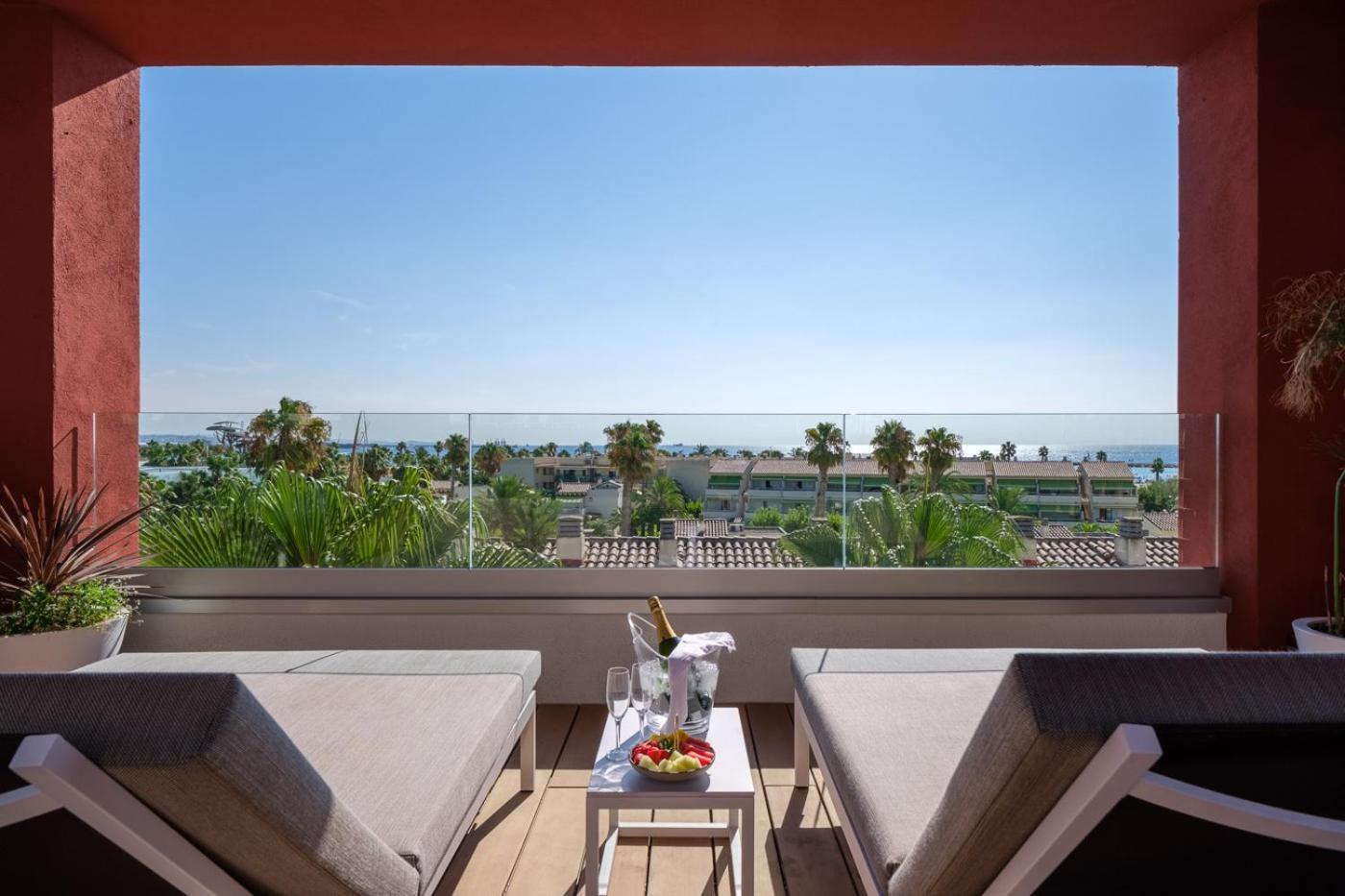 Oassium Hotel - Adults Only لا بينيذا المظهر الخارجي الصورة